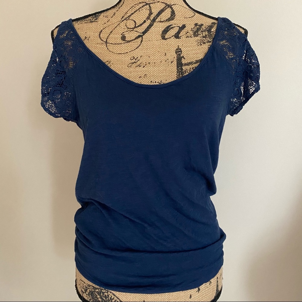 American Eagle Navy Tee Lace Sleeves with ties